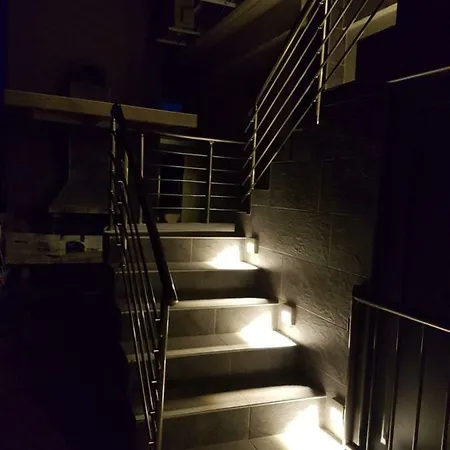 V Luxury 1 Apartament *